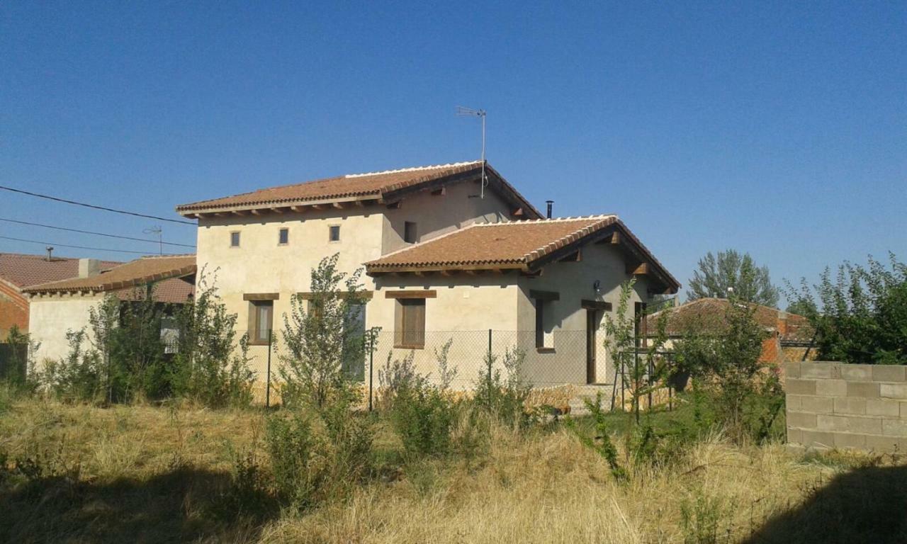 La Casa Del Cartero Pablo Guest House Saldana de Ayllon Exterior foto